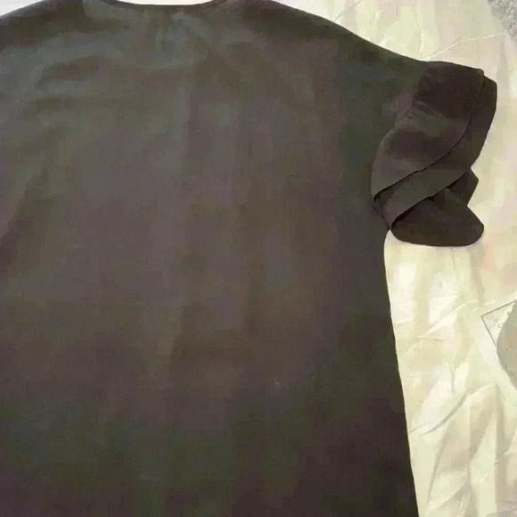 Black blouse with reflection in the sleeves. By pleione - Picture 5 of 5